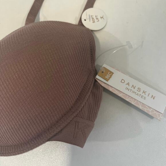 NWT Danskin Soft Loft Plunge Bra Ribbed Nude Size 36C - Picture 2 of 5
